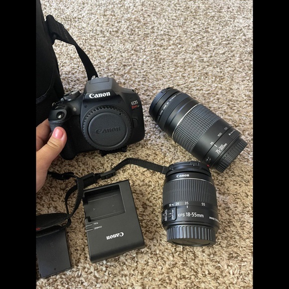 Canon Rebel T7 - Picture 2 of 2